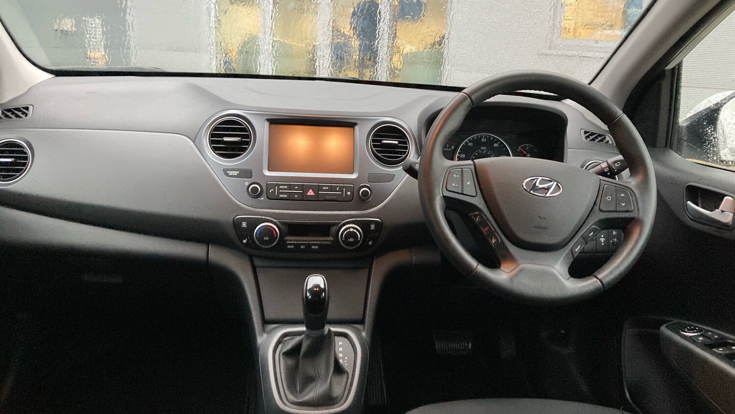 Used Hyundai i10 2019 for sale - 77906242: Photo 10
