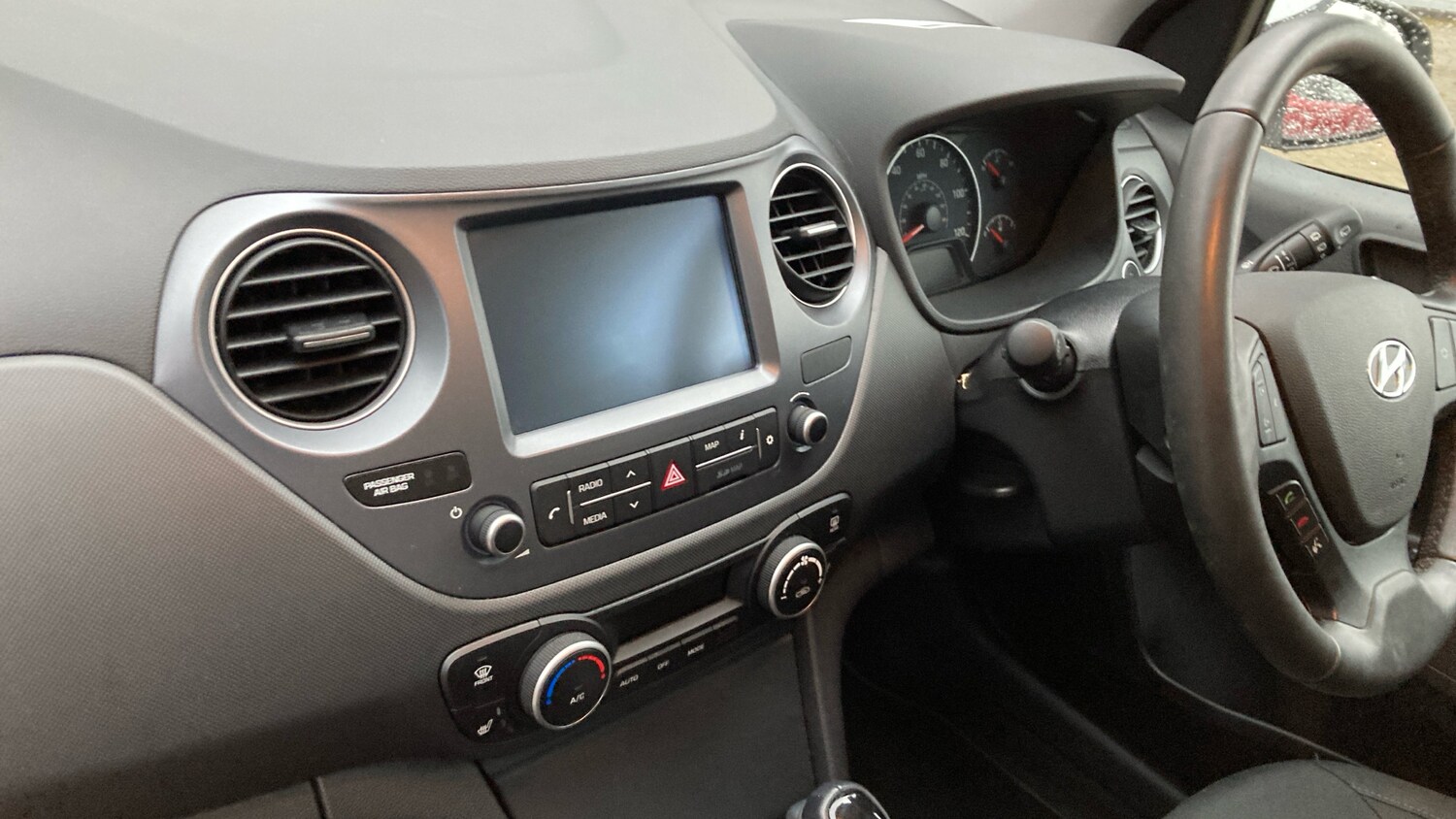 Used Hyundai i10 2019 for sale - 77906242: Photo 14