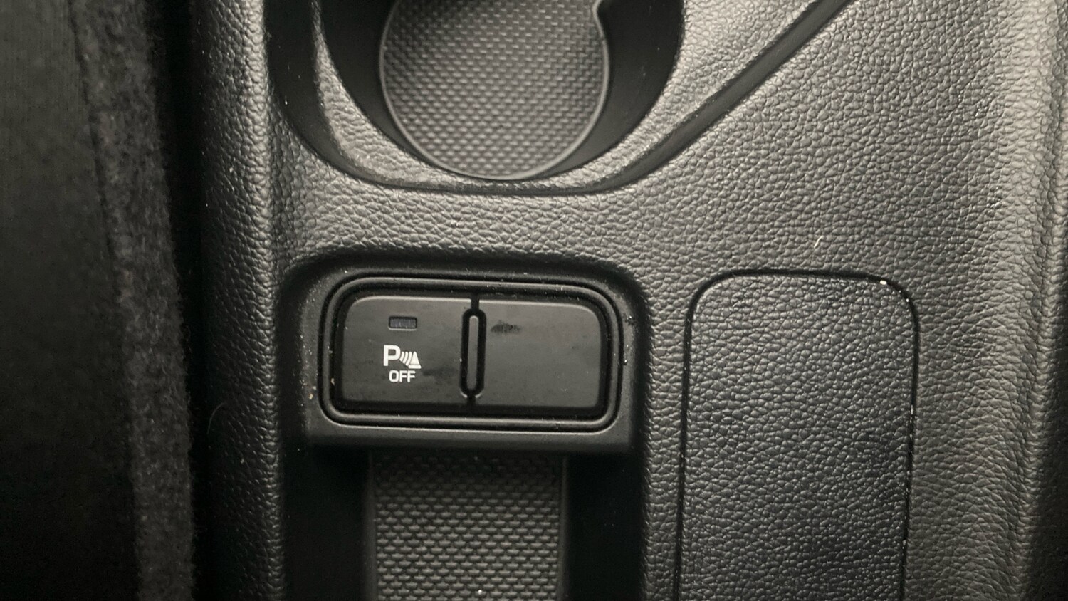 Used Hyundai i10 2019 for sale - 77906242: Photo 47