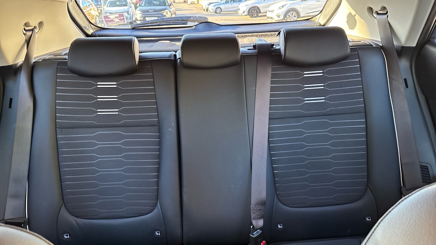 Used Kia Stonic 2025 for sale - 77168432: Photo 15