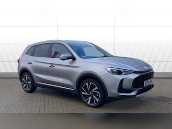 2025 (74) - 1.5 Hybrid+ Trophy 5dr Auto Hybrid Hatchback