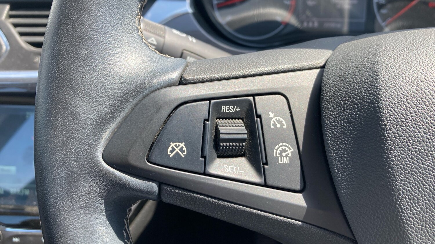 Vehicle 33