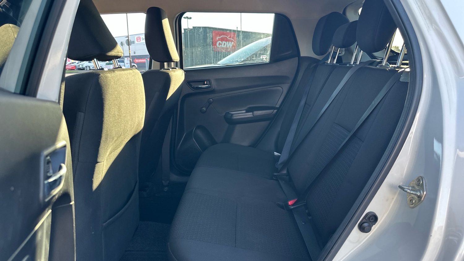 Used Suzuki Swift 2021 for sale - 76076270: Photo 16