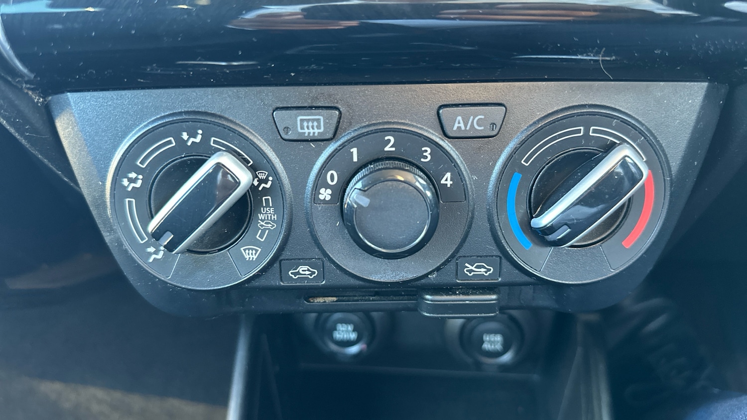 Used Suzuki Swift 2021 for sale - 76076270: Photo 25