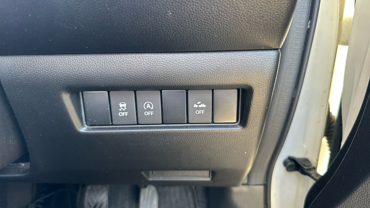 Used Suzuki Swift 2021 for sale - 76076270: Photo 36