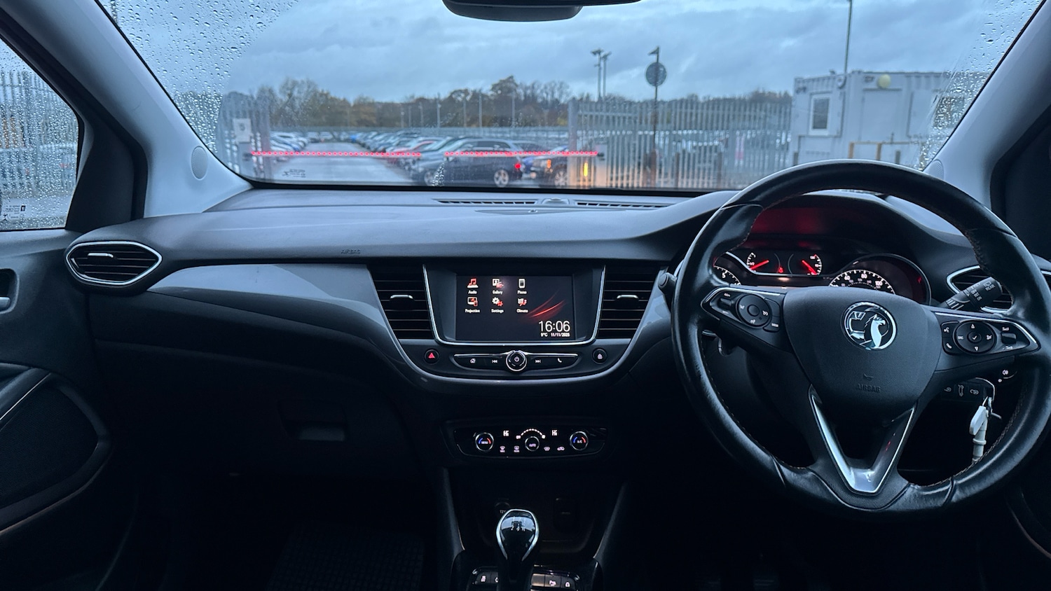 Used Vauxhall Crossland X 2018 for sale - 76554858: Photo 10