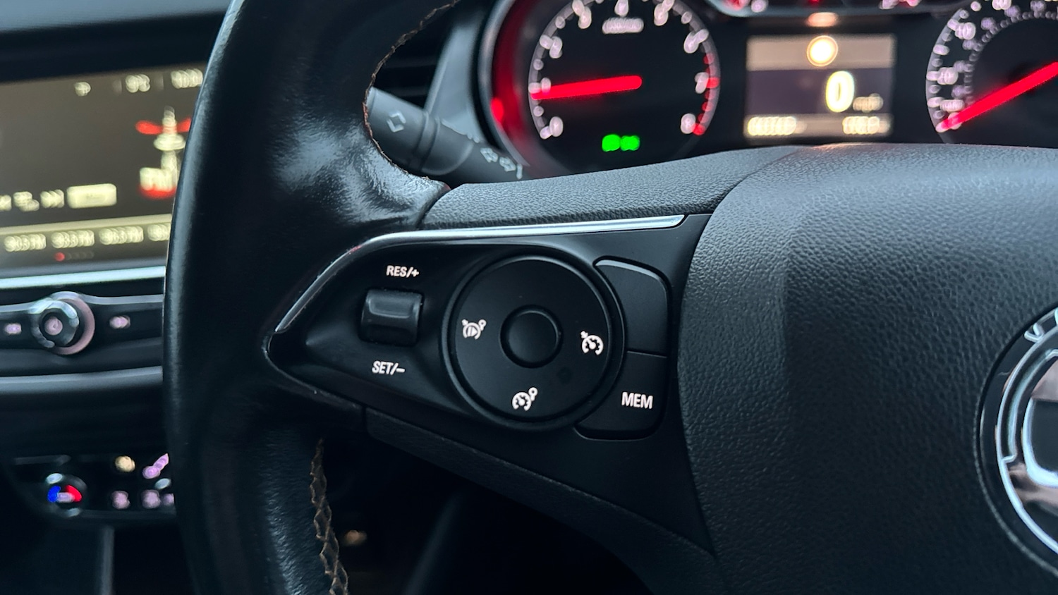 Used Vauxhall Crossland X 2018 for sale - 76554858: Photo 21