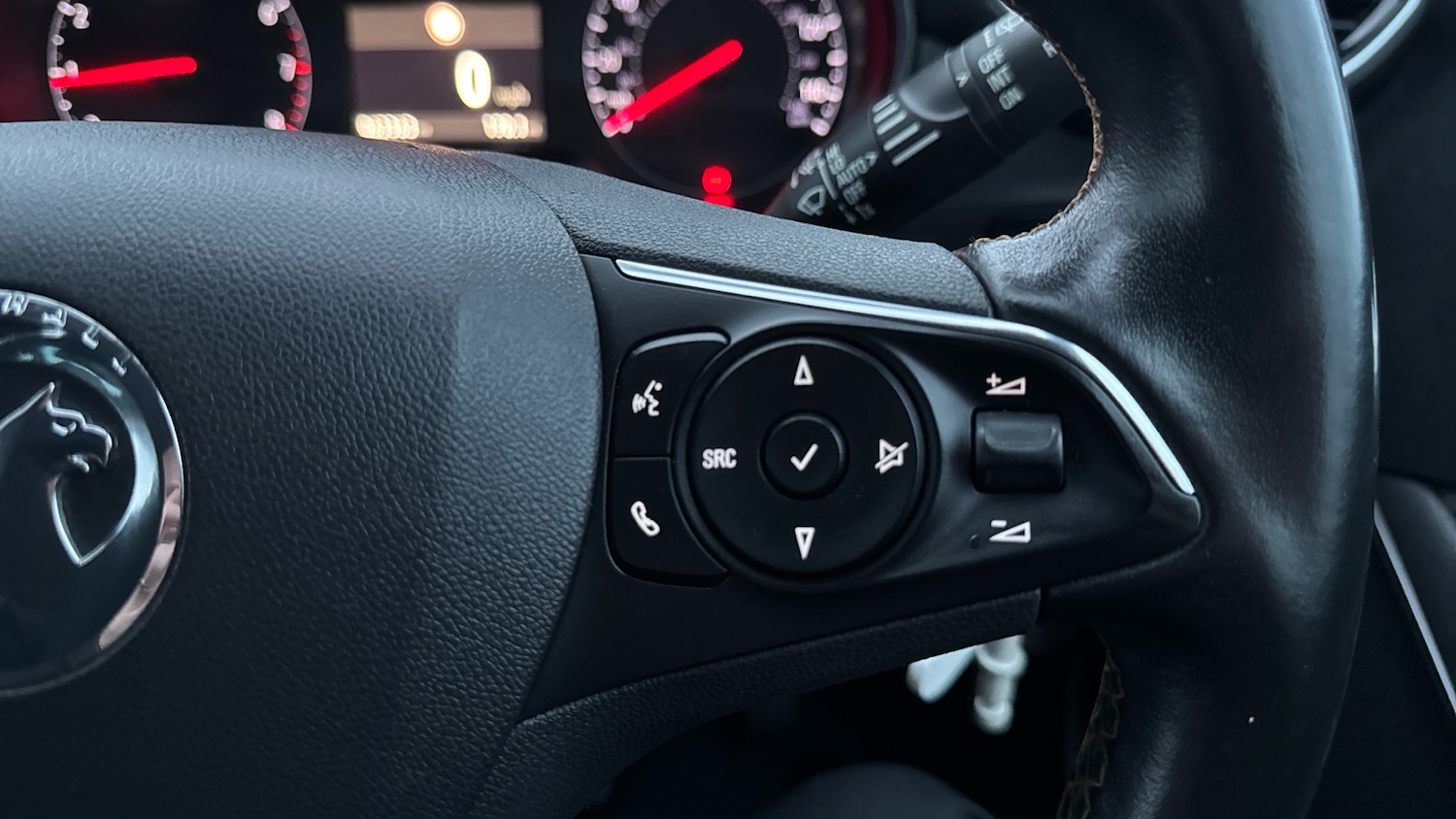 Used Vauxhall Crossland X 2018 for sale - 76554858: Photo 22