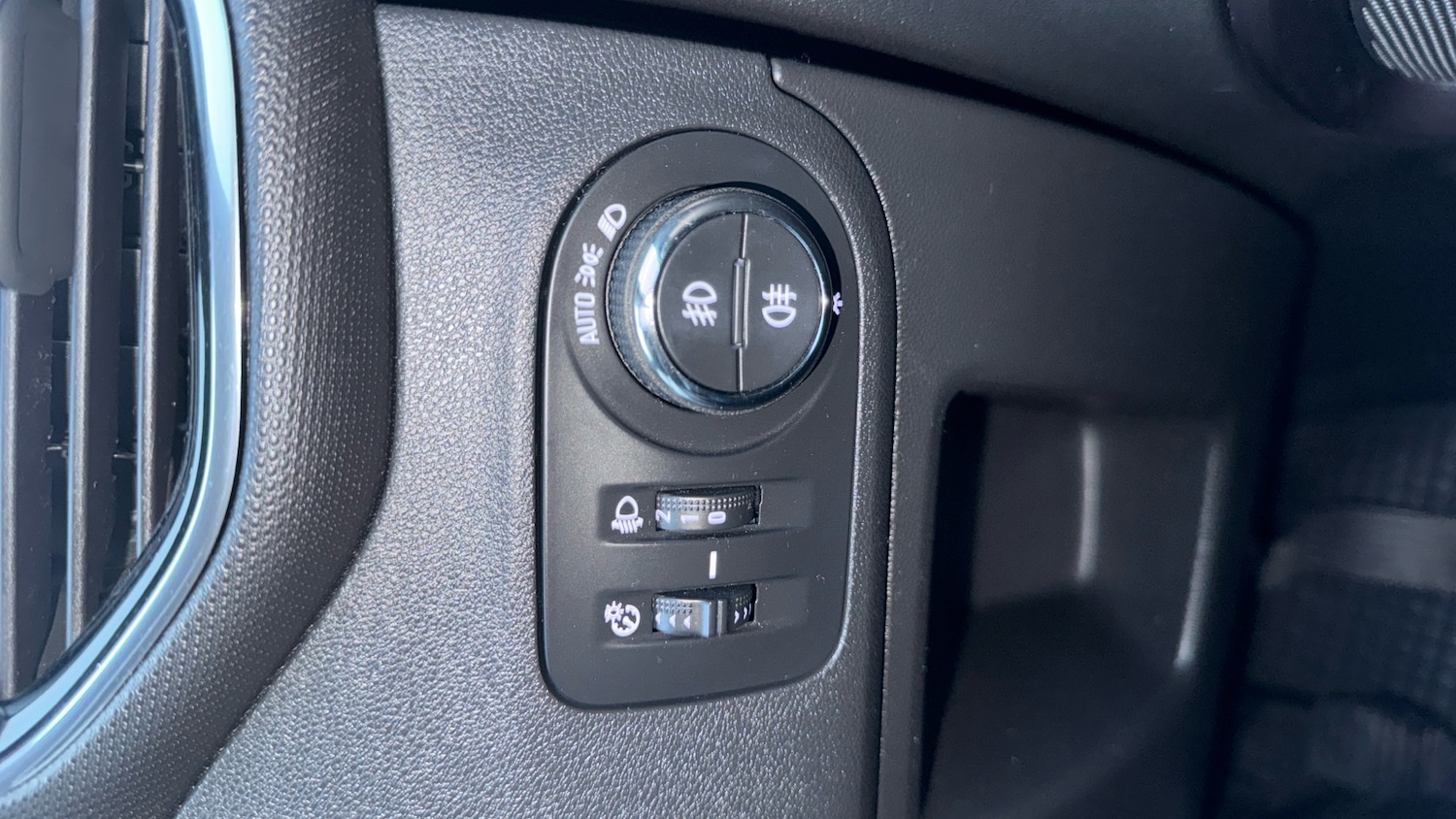 Used Vauxhall Crossland X 2018 for sale - 76554858: Photo 23