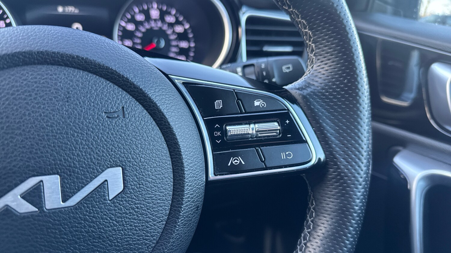 Used Kia Pro Ceed 2023 for sale - 77759142: Photo 35