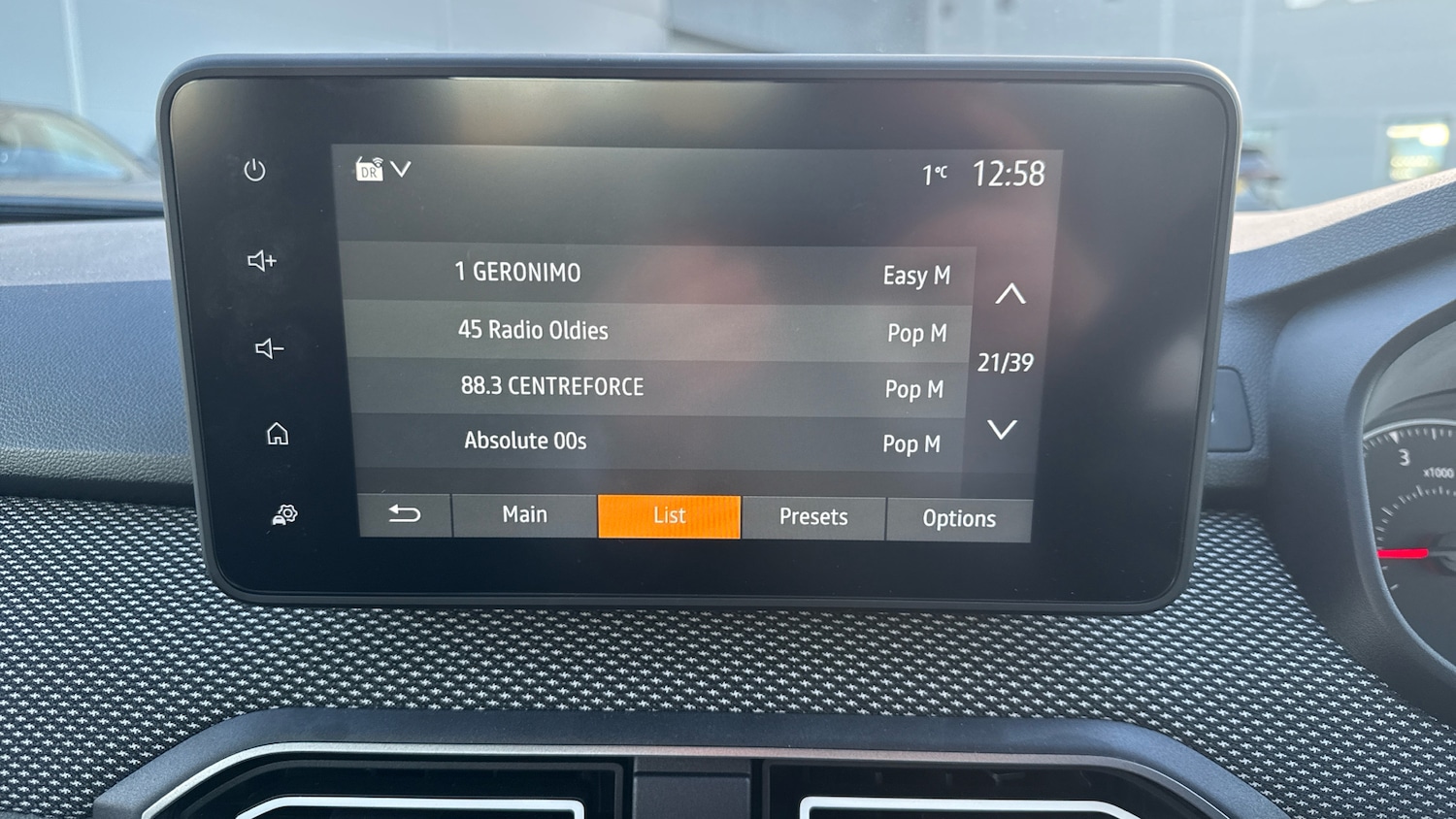 Used Dacia Sandero 2024 for sale - 77071371: Photo 39