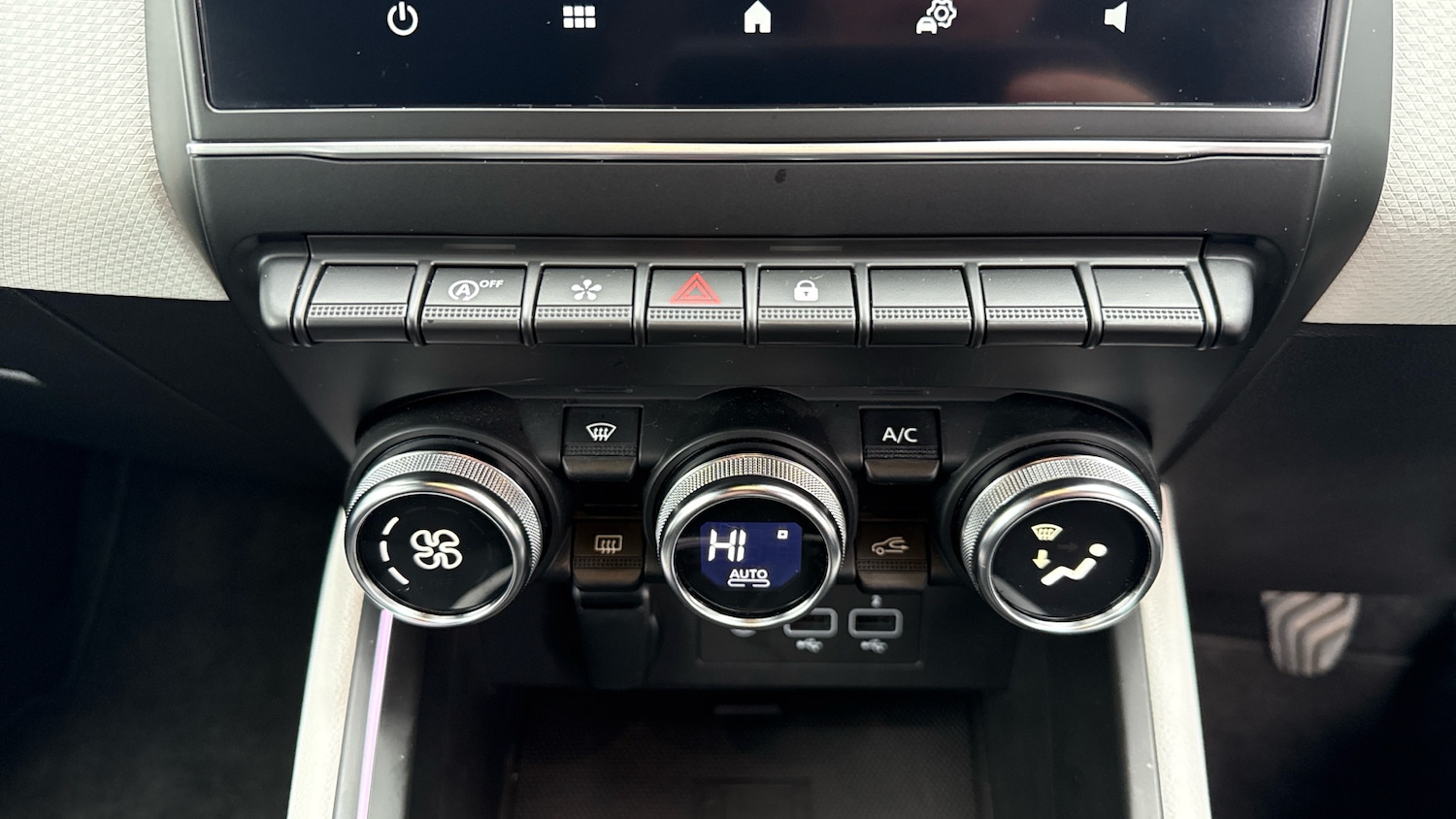 Used Renault Clio 2022 for sale - 77288931: Photo 33