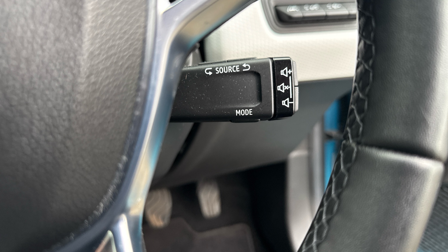 Used Renault Clio 2022 for sale - 77288931: Photo 40