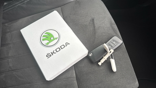 Used Skoda Karoq 2022 for sale - 76263139: Photo 19