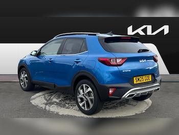 Used Kia Stonic 2025 for sale - 76146437: Photo 2