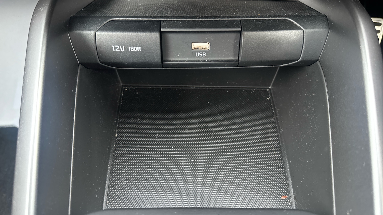 Used Kia Stonic 2025 for sale - 76146437: Photo 39