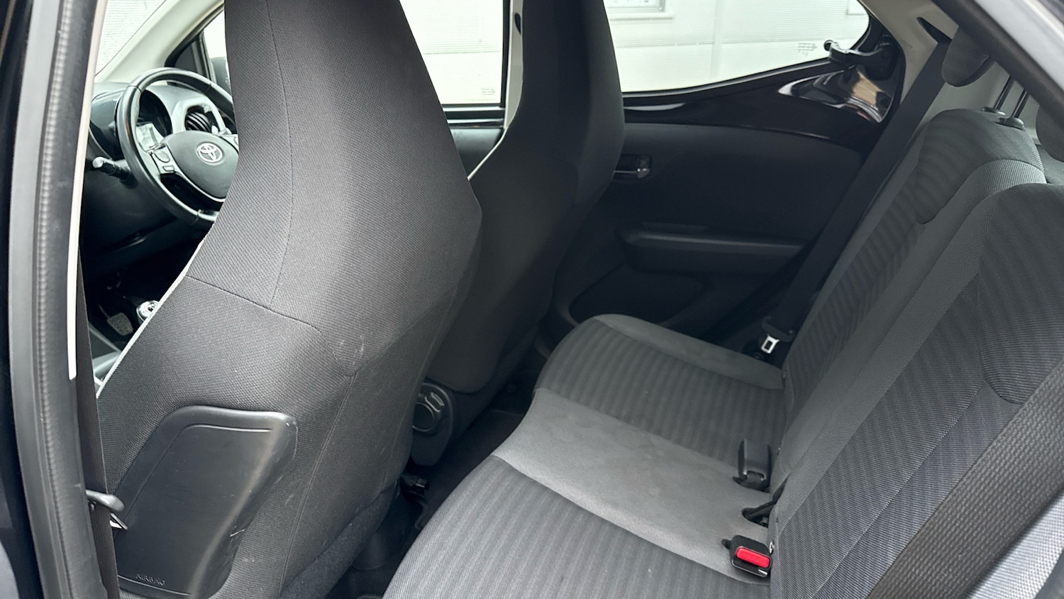 Used Toyota AYGO 2018 for sale - 77277207: Photo 16