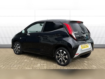 Used Toyota AYGO 2018 for sale - 77277207: Photo