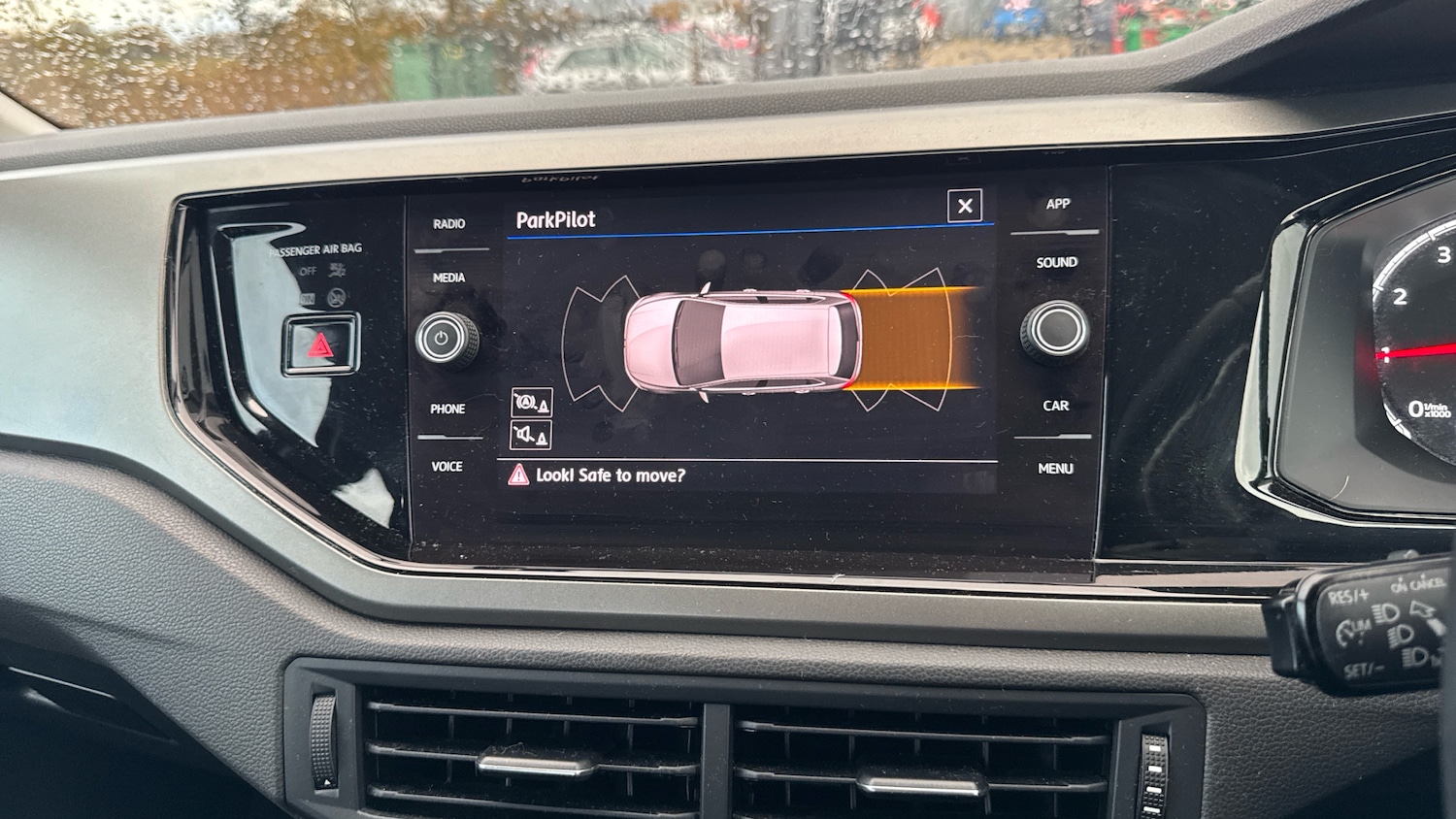 Used Volkswagen Polo 2018 for sale - 76493753: Photo 34