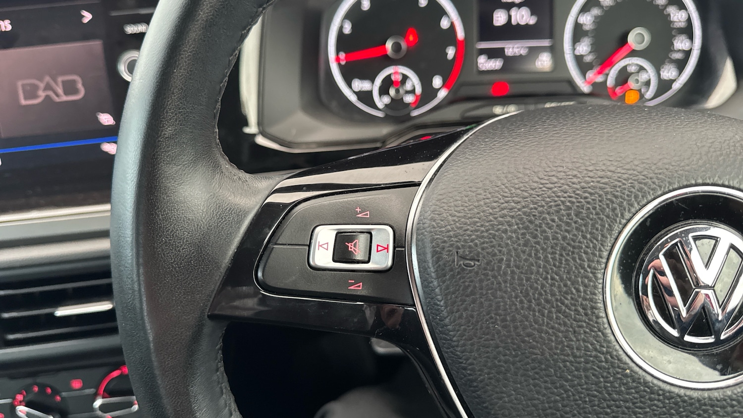 Used Volkswagen Polo 2018 for sale - 76493753: Photo 37