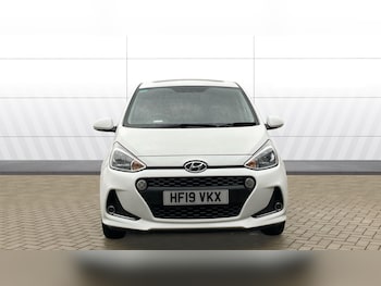 Used Hyundai i10 2019 for sale - 77220244: Photo