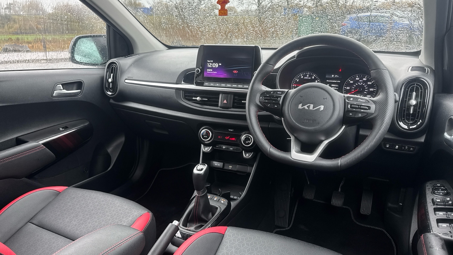 Used Kia Picanto 2023 for sale - 76599879: Photo 11