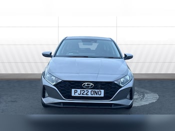 Used Hyundai i20 2022 for sale - 76662932: Photo
