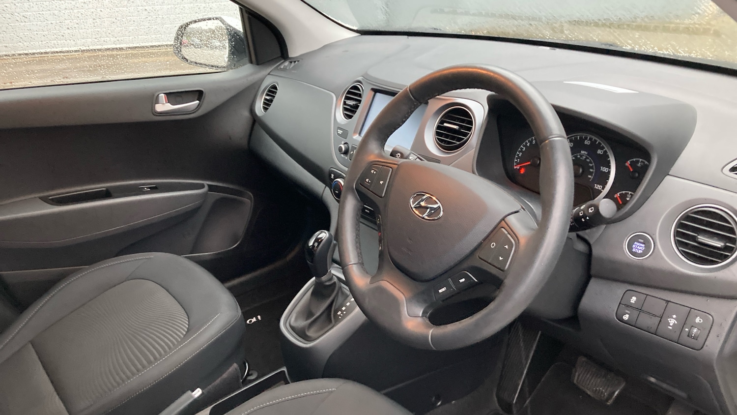 Used Hyundai i10 2019 for sale - 78131697: Photo 11