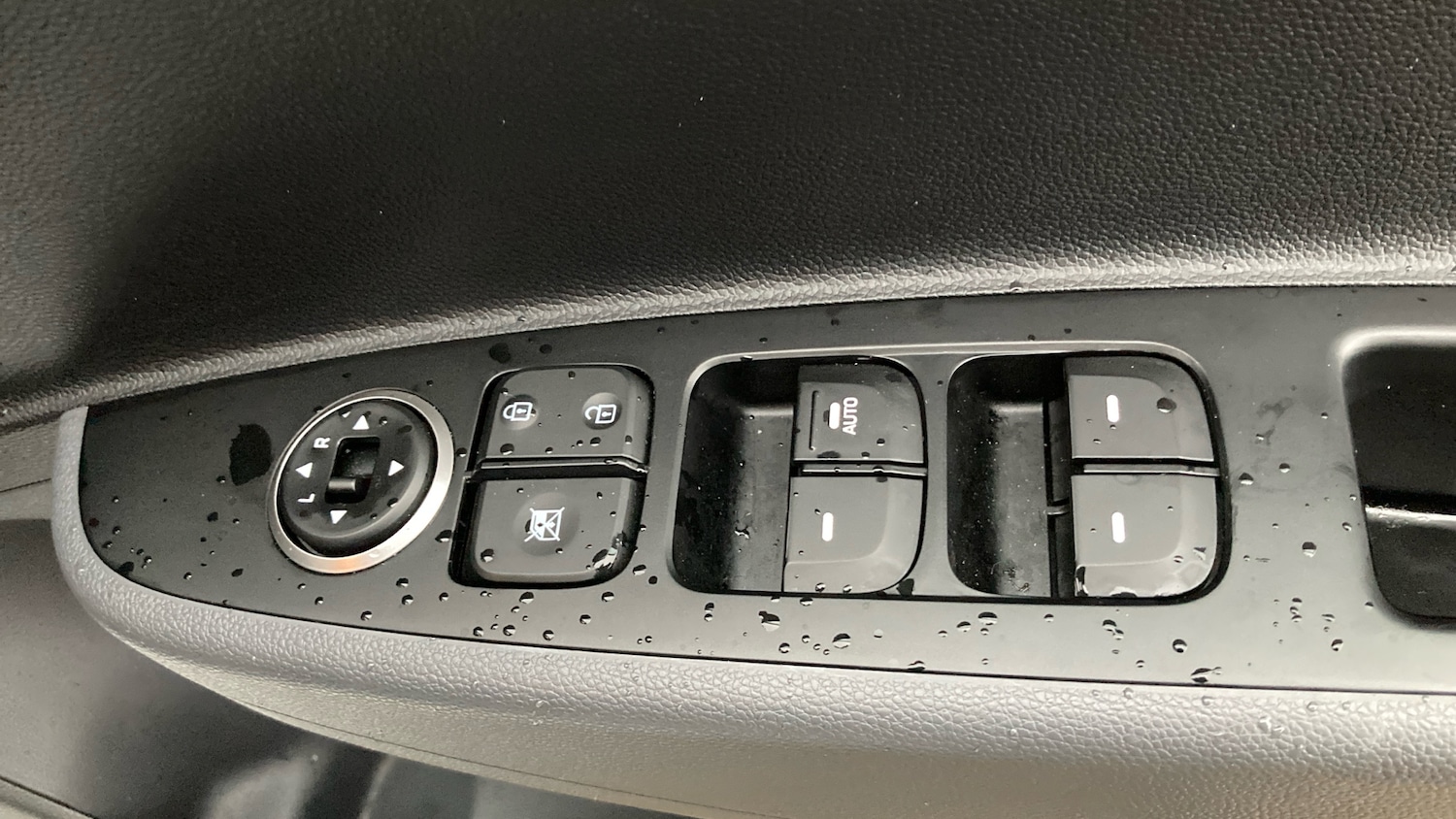 Used Hyundai i10 2019 for sale - 78131697: Photo 28