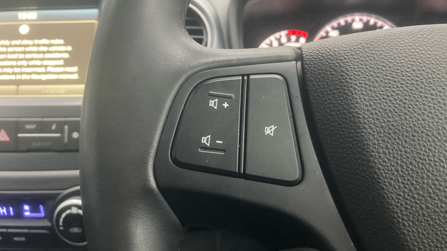 Used Hyundai i10 2019 for sale - 78131697: Photo 34