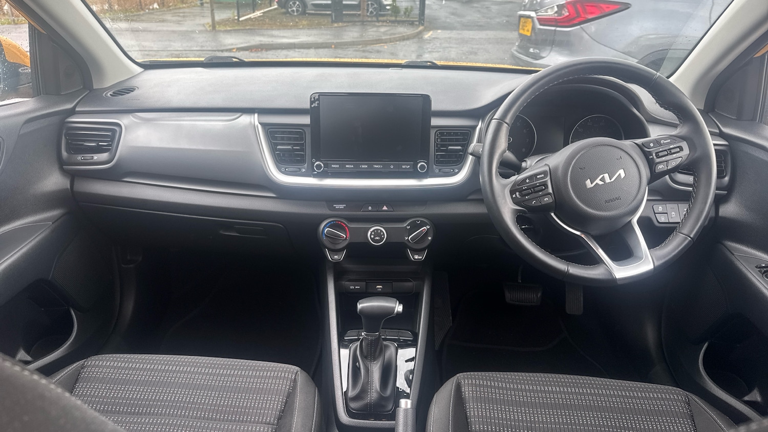 Used Kia Stonic 2024 for sale - 76157714: Photo 10