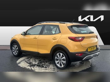 Used Kia Stonic 2024 for sale - 76157714: Photo 2