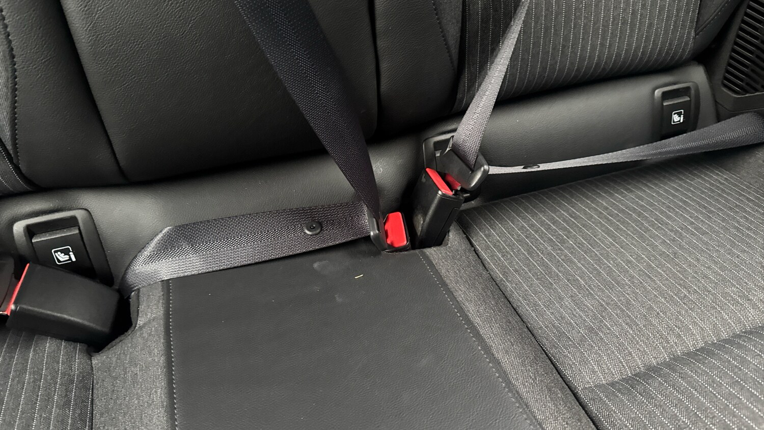 Used Renault Clio 2023 for sale - 77968504: Photo 17