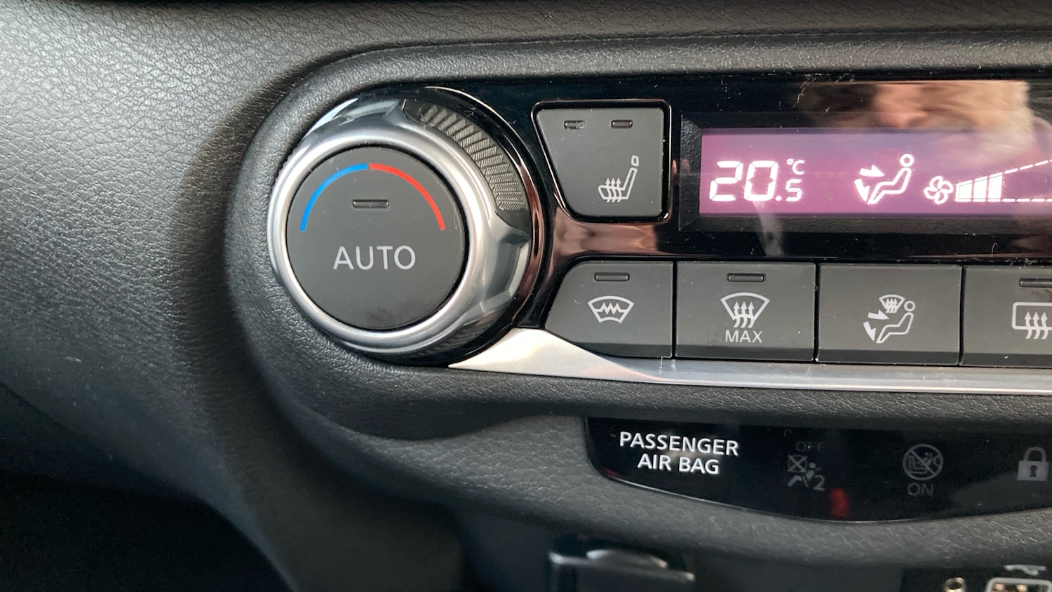 Used Nissan Juke 2022 for sale - 76859042: Photo 40