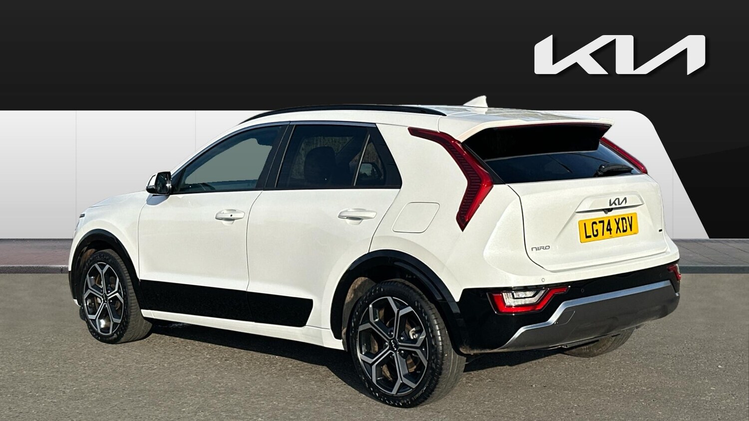 Used Kia Niro 2024 for sale - 76231571: Photo 2