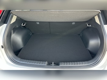 Used Kia Niro 2024 for sale - 76231571: Photo 4