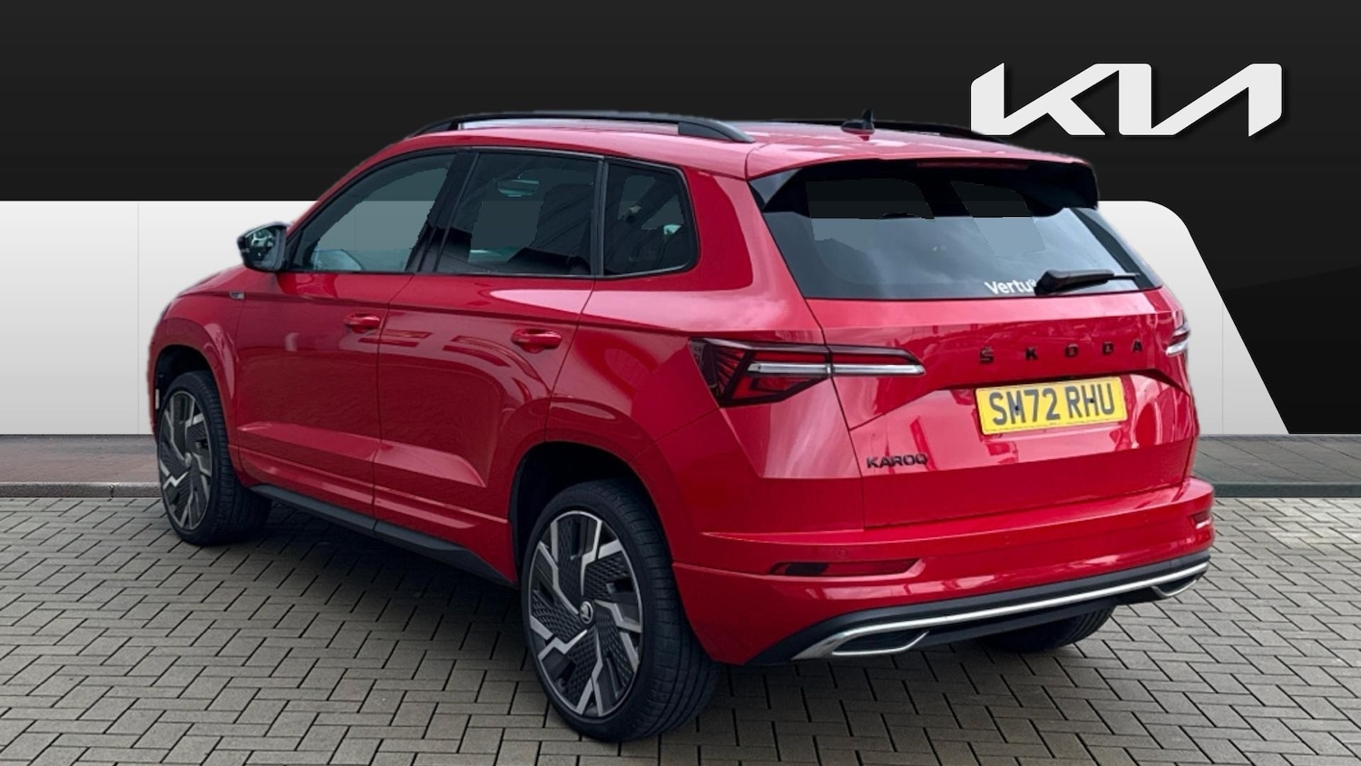 Used Skoda Karoq 2023 for sale - 76719248: Photo 2