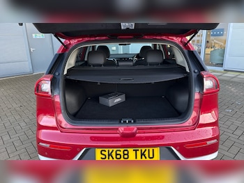 Used Kia Niro 2018 for sale - 77282958: Photo