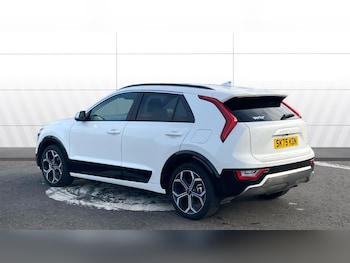 Used Kia Niro 2025 for sale - 76298880: Photo 2