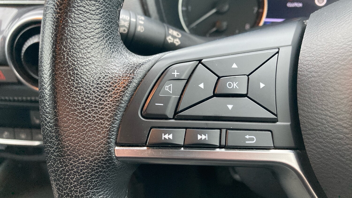 Used Nissan Juke 2021 for sale - 76263145: Photo 38