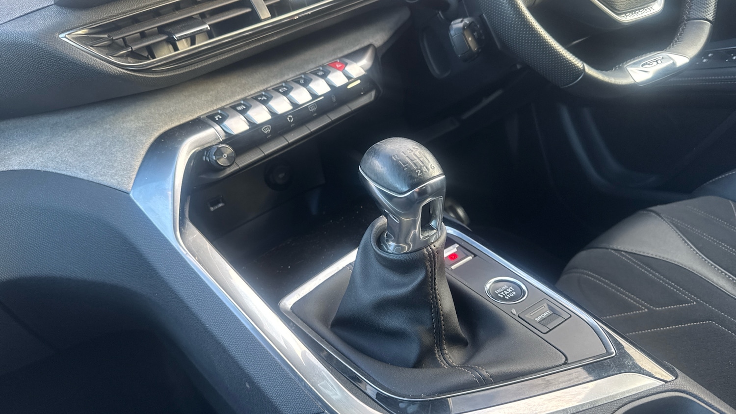 Used Peugeot 3008 2021 for sale - 76570897: Photo 13