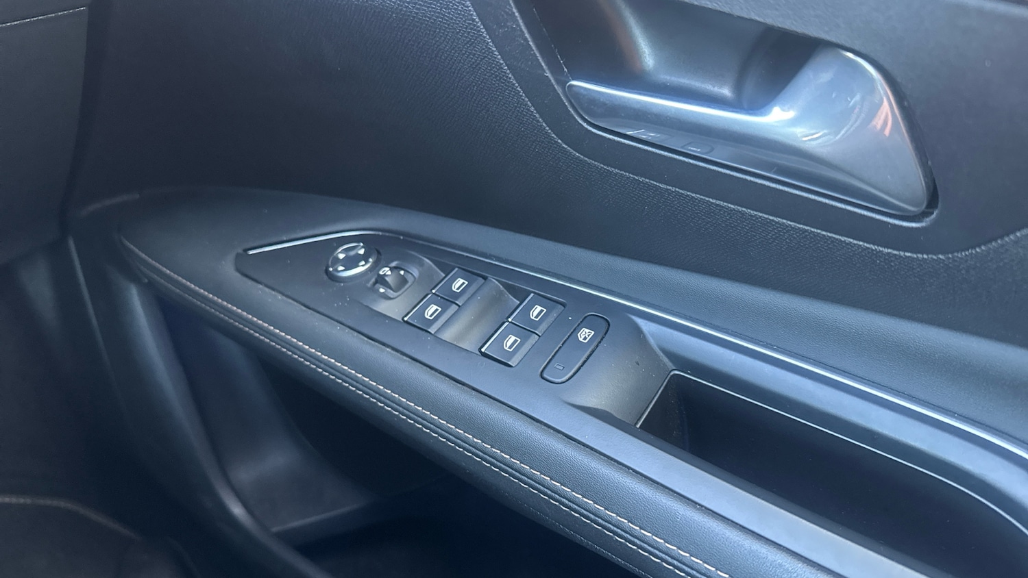 Used Peugeot 3008 2021 for sale - 76570897: Photo 45