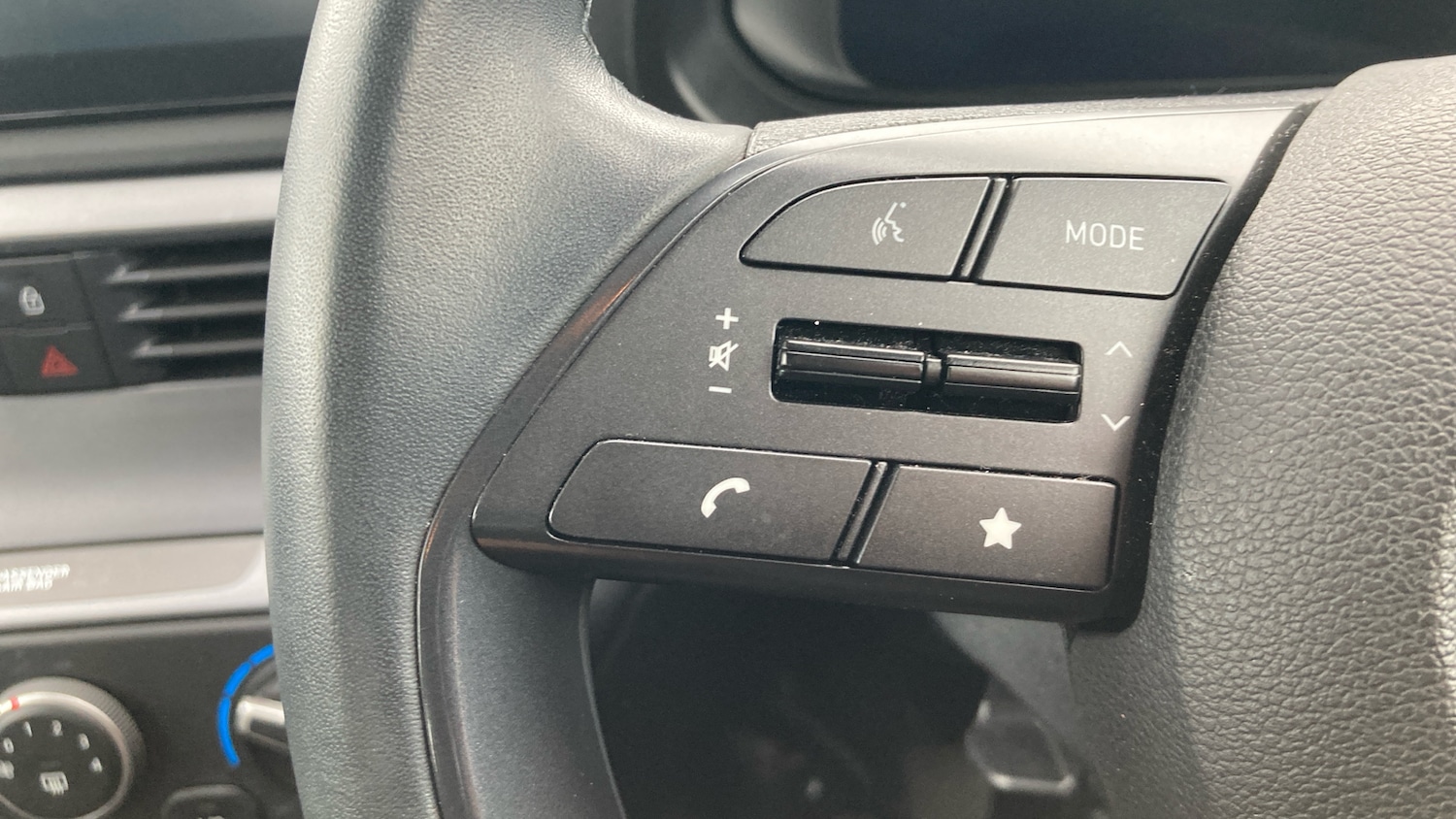 Used Hyundai i20 2024 for sale - 76421748: Photo 31