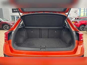 Used Volkswagen T-Roc 2018 for sale - 78251644: Photo