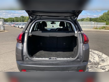 Used Peugeot 2008 2019 for sale - 75523859: Photo