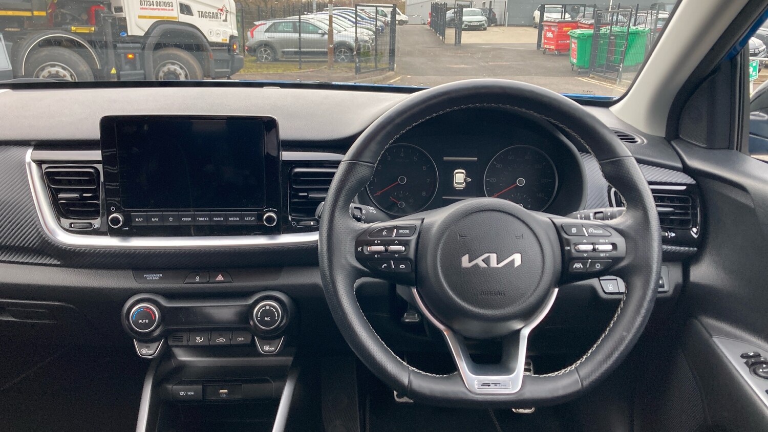 Used Kia Stonic 2023 for sale - 77759138: Photo 10