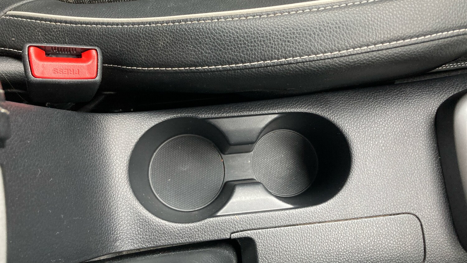 Used Kia Stonic 2023 for sale - 77759138: Photo 34