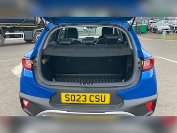 Used Kia Stonic 2023 for sale - 77759138: Photo