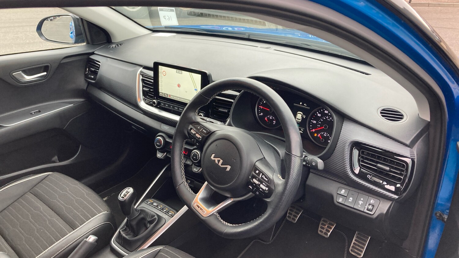 Used Kia Stonic 2023 for sale - 77759138: Photo 9