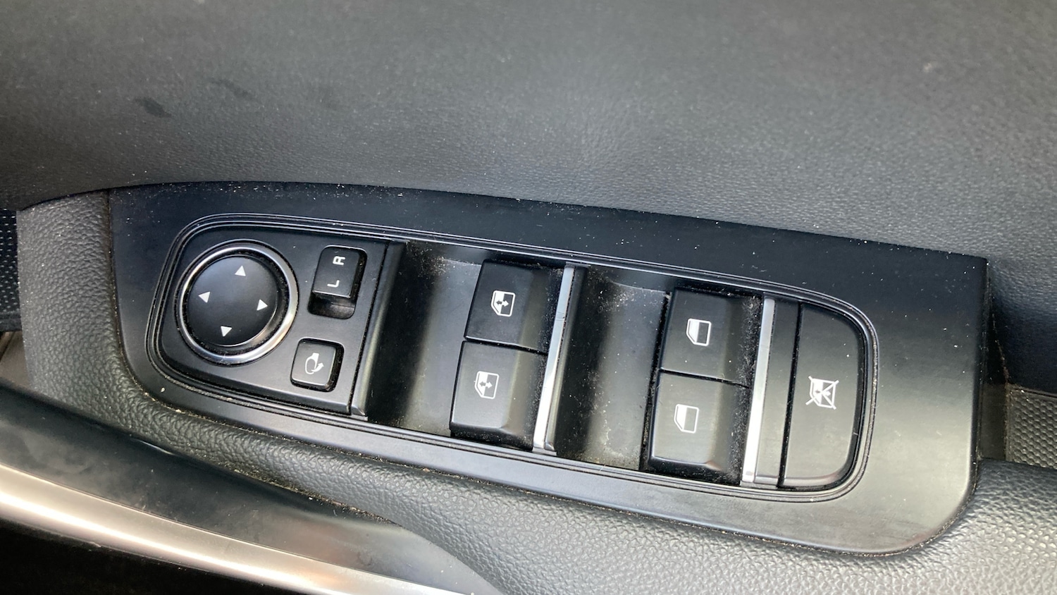 Used Kia Ceed 2023 for sale - 76089960: Photo 29